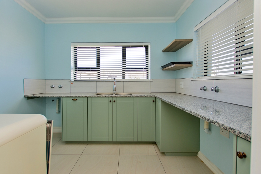 3 Bedroom Property for Sale in Sandy Point Western Cape